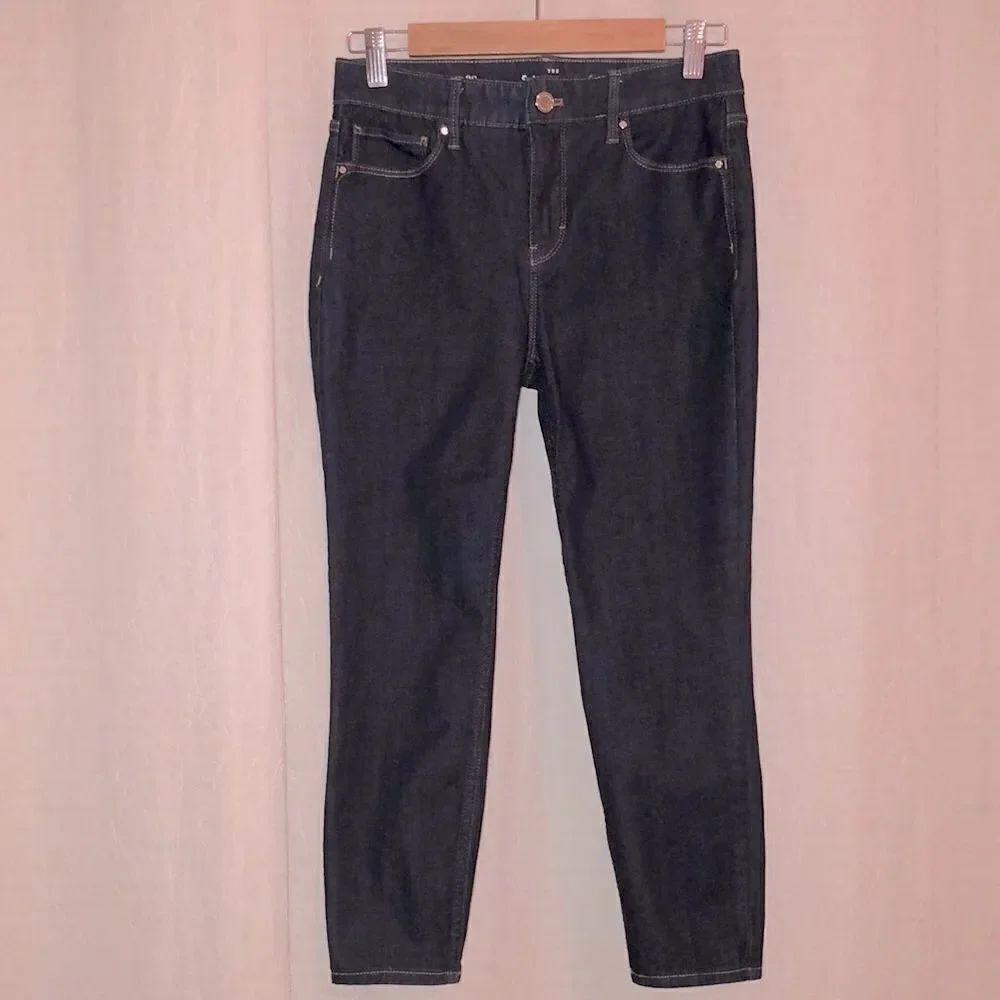 WHBM 2 Dark Wash Skinny Crop Blue Jeans